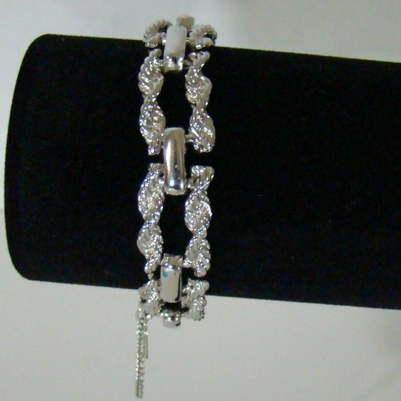 Vintage Signed Monet Silvertone Twisted Rope Link Bracelet